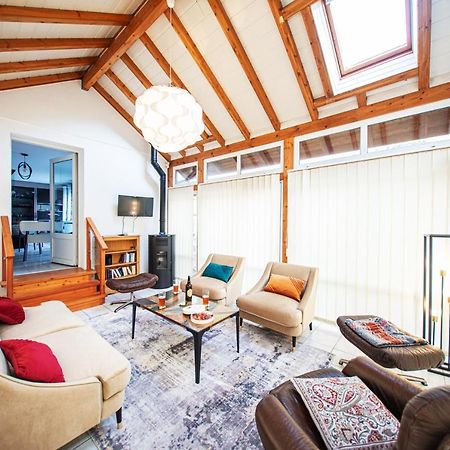 La Coquette ! Maison Au Coeur De La Bresse Avec Veranda Barbecue Garage Baby-Foot Et Barre De Son Exterior foto