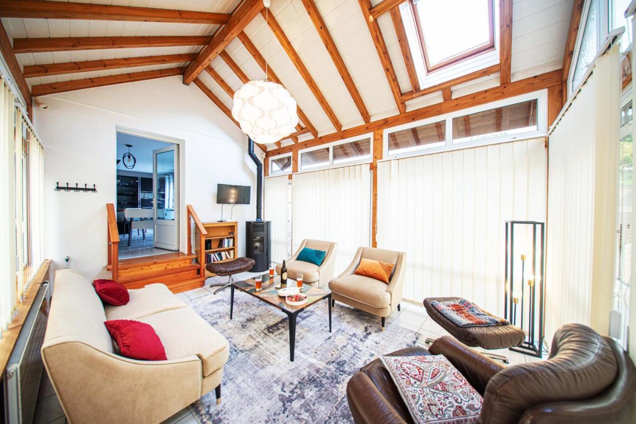 La Coquette ! Maison Au Coeur De La Bresse Avec Veranda Barbecue Garage Baby-Foot Et Barre De Son Exterior foto